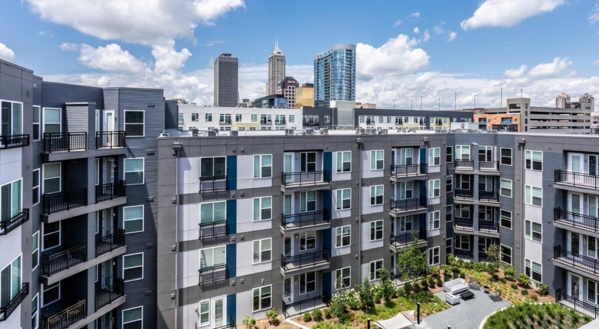 Stylish Downtown Studio By Cozysuites Indianapolis Exterior photo